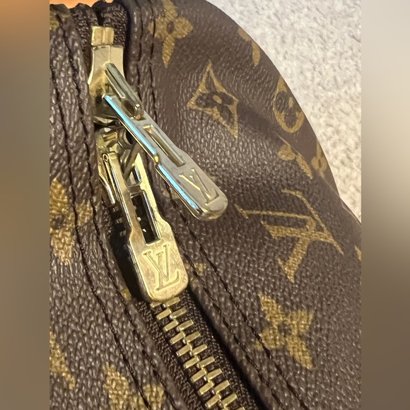 Lous Vuitton Keepall 60 with dust bag. - Picture 9 of 16